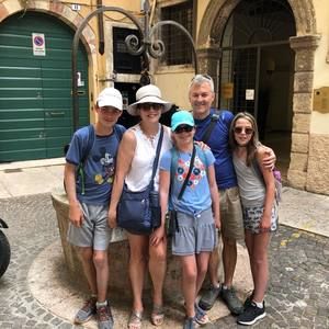 Meet your Posher, Suzanne